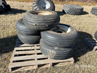 Quantity of (5) Goodyear 9.5L-15SL إطارات المعدات