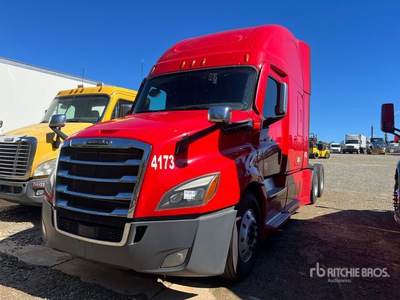 2021 Freightliner Cascadia 126 6x4 T/A Day Cab Truck Tractor (Inoperable)