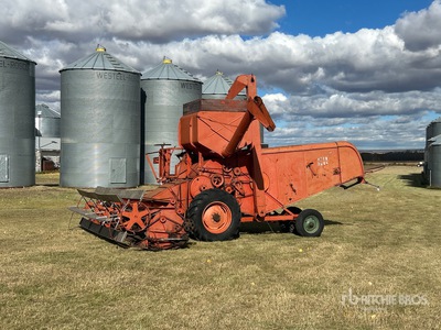 Case IH SP 12 Moisonneuse-batteuse