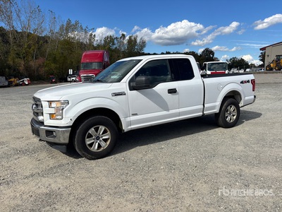 2017 Ford F-150 4x4 Extended Cab Pickup