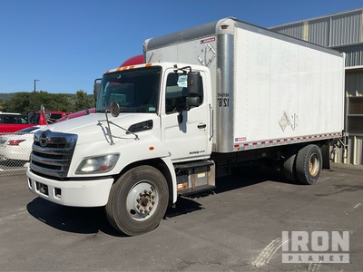 2019 Hino 338 4x2 Van Truck