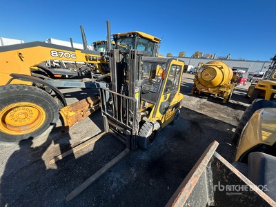 Cat P6000 5100 lb Pneumatic Tire Forklift (Inoperable)