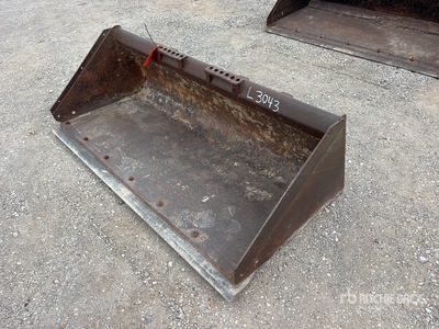 Bobcat 68 in General Purpose Skid Steer Bucket