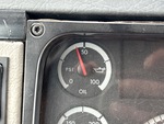 Cab with Oil Pressure