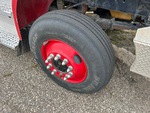 Underbody with Right Steer Tire