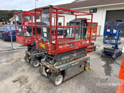 2015 Skyjack SJ3219 Electric Scissor Lift