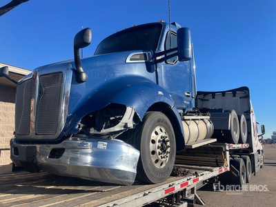 2022 Kenworth T-680 6x4 T/A Day Cab Truck Tractor