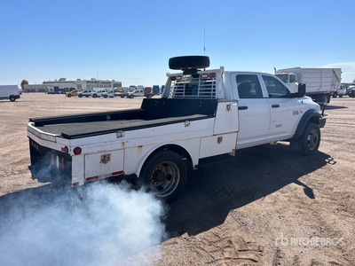 2012 Ram 5500 4x4 Crew Cab Camión Caja Abierta
