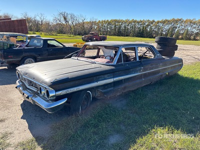 Ford Galaxie 500 Automobile (Inoperable)