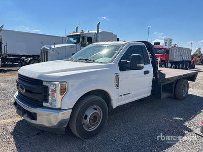2019 Ford F-350 XL 4x2 Flatbed Truck