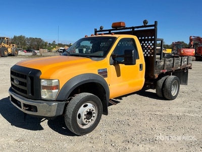 2008 Ford F-450 XL 4x2 Flatbed Truck