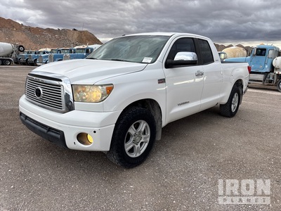 2012 Toyota Tundra Limited 4x2 Crew Cab ピックアップ