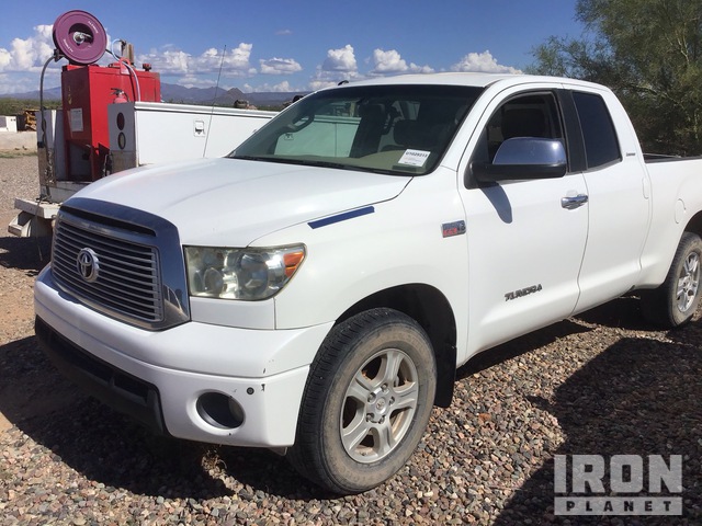 2013 Toyota Tundra Limited 4x4 Crew Cab Pickup (Inoperable)