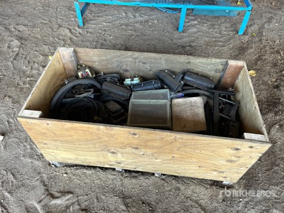 Quantity of Wires, Switches, Brackets & Hydraulic Control Box بنود متنوعة - قطع المعدات