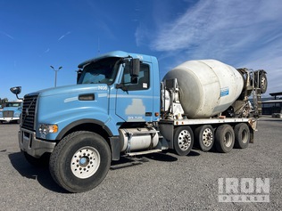 Volvo 2007 VHD 12x4 Mixer — occasion