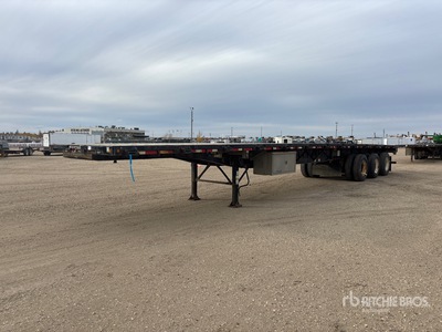 2013 Lode King 53 ft Tri/A Flatbed Trailer