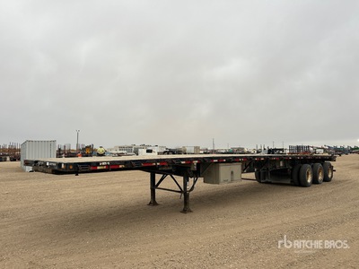 2013 Lode King 53 ft Tri/A Flatbed Trailer