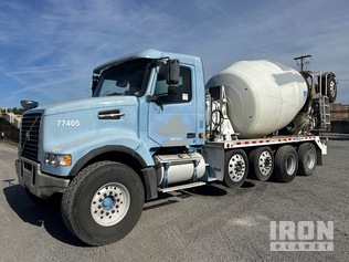 Volvo 2007 VHD 12x4 Mixer — occasion