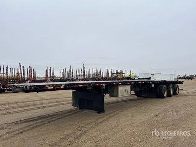 2013 Lode King 53 ft Tri/A Flatbed Trailer