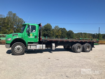 2017 FREIGHTLNR M2 6x4 Flatbed Truck