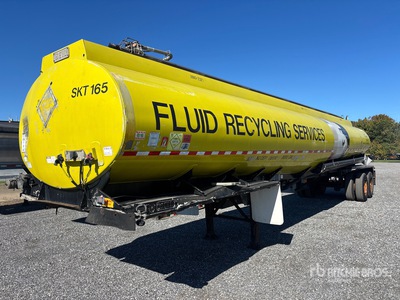1987 Heil 8000 gal T/A Tanker Trailer