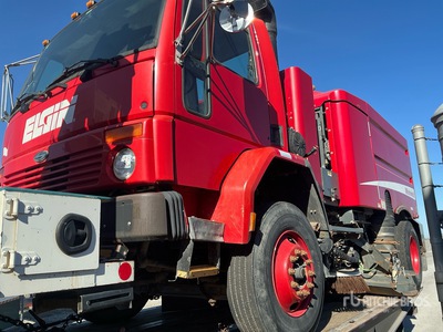2001 Elgin Whirlwind Sweeper Truck