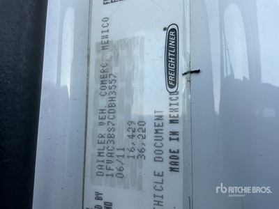 2012 Freightliner M2 106 4x2 Flatbed Truck