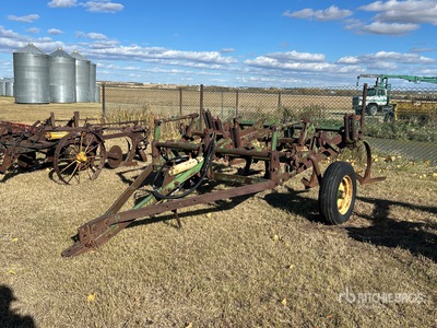 John Deere 98 in 5 Bottom Cultivator