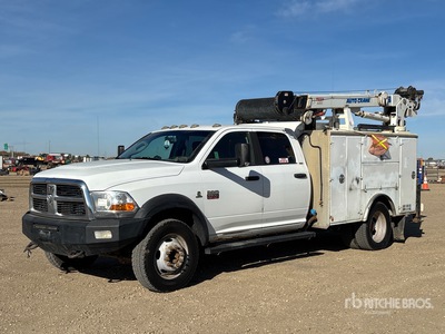 2011 Ram 5500 SLT 4x4 Crew Cab شاحنة خدمة