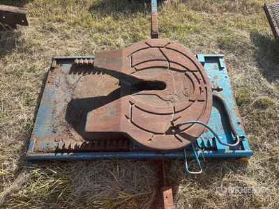 Holland 5th Wheel Air Sliding Hitch Assembly بنود متنوعة - قطع المعدات