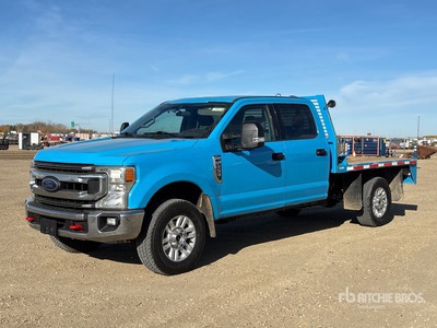 2020 Ford F-250 XLT 4x4 Crew Cab Autocarro cassone fisso