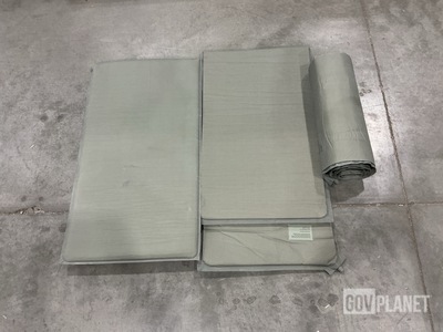 (148) Self-Inflating Sleeping Mats