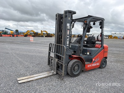 2022 Heli CPYD25-RC1H 5500 lb Cushion Tire Montacargas / Chariot Élévateur