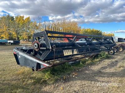 Macdon 960 Header For Parts بنود متنوعة - قطع المعدات