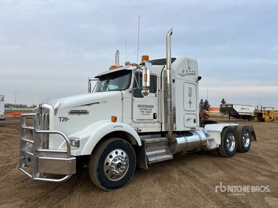2007 Kenworth T800B 6x4 T/A Sleeper Truck Tractor