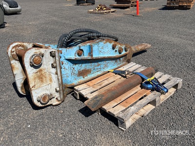 Q/C Hydraulic Breaker - Fits 20 - 25 ton