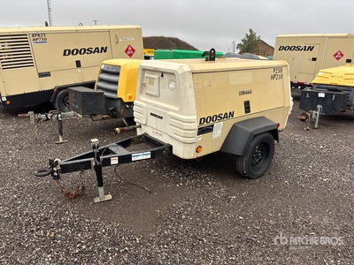 2019 Doosan P250/HP210WDO-T4F Mobile Mobile Air Compressor