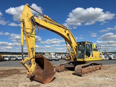 2017 Komatsu PC300LC-8M0 Tracked Excavator