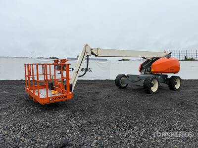 2015 Snorkel T46JRT 4WD Diesel Articulating Boom Lift