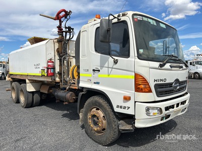 2007 Hino FM500 11000 L 6x4 Camion à eau