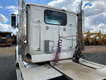 4 Underbody - Truck with 
