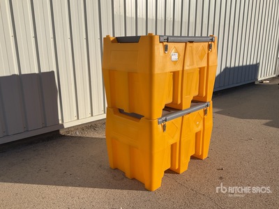 Quantity of (2) 2025 KUL DL480 Portable Plastic Fuel Tank (Unused)