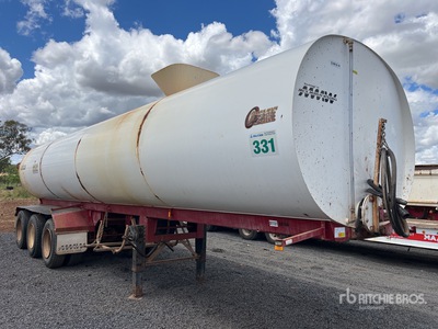 2016 Mick Murray 23000 L Tri/A Water Tank Trailer
