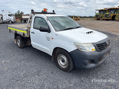 2014 Toyota HiLux WorkMate 4x2 ピックアップ