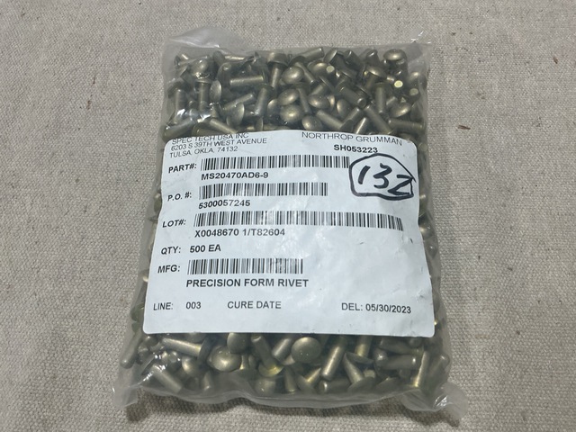 (500) Northrop Grumman MS20470AD6-9 Rivets