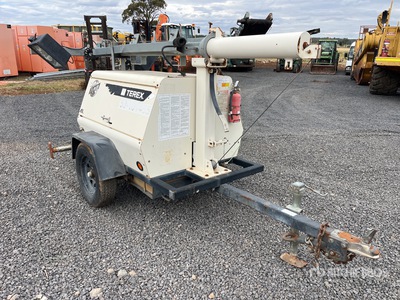 2011 Terex AL4000 7 kVA Light Tower