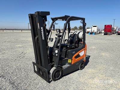 2020 Doosan GC18S-9 3400 lb Cushion Tire Montacargas