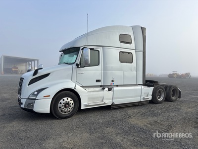 2021 Volvo VNL860 6x4 Sleeper Truck Tractor