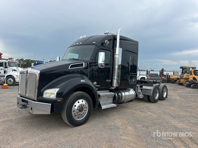 2021 Kenworth T880 6x4 Cabeza Tractora Cabina Dormitorio