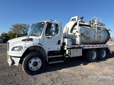 2012 Freightliner M2 106 6x4 Camion excavateur par aspiration